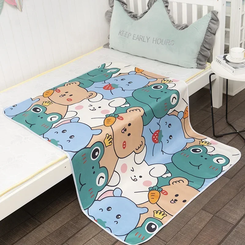 Diaper Changing Mat - Yenidoğan Karikatür İdrar Pedi Taşınabilir Sevimli